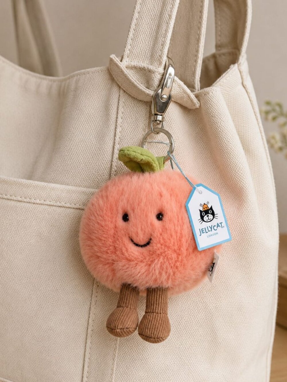 NWT Jellycat Amuseables Peach Bag Charm Plush Fruit Keychain Clip - Picture 5 of 6